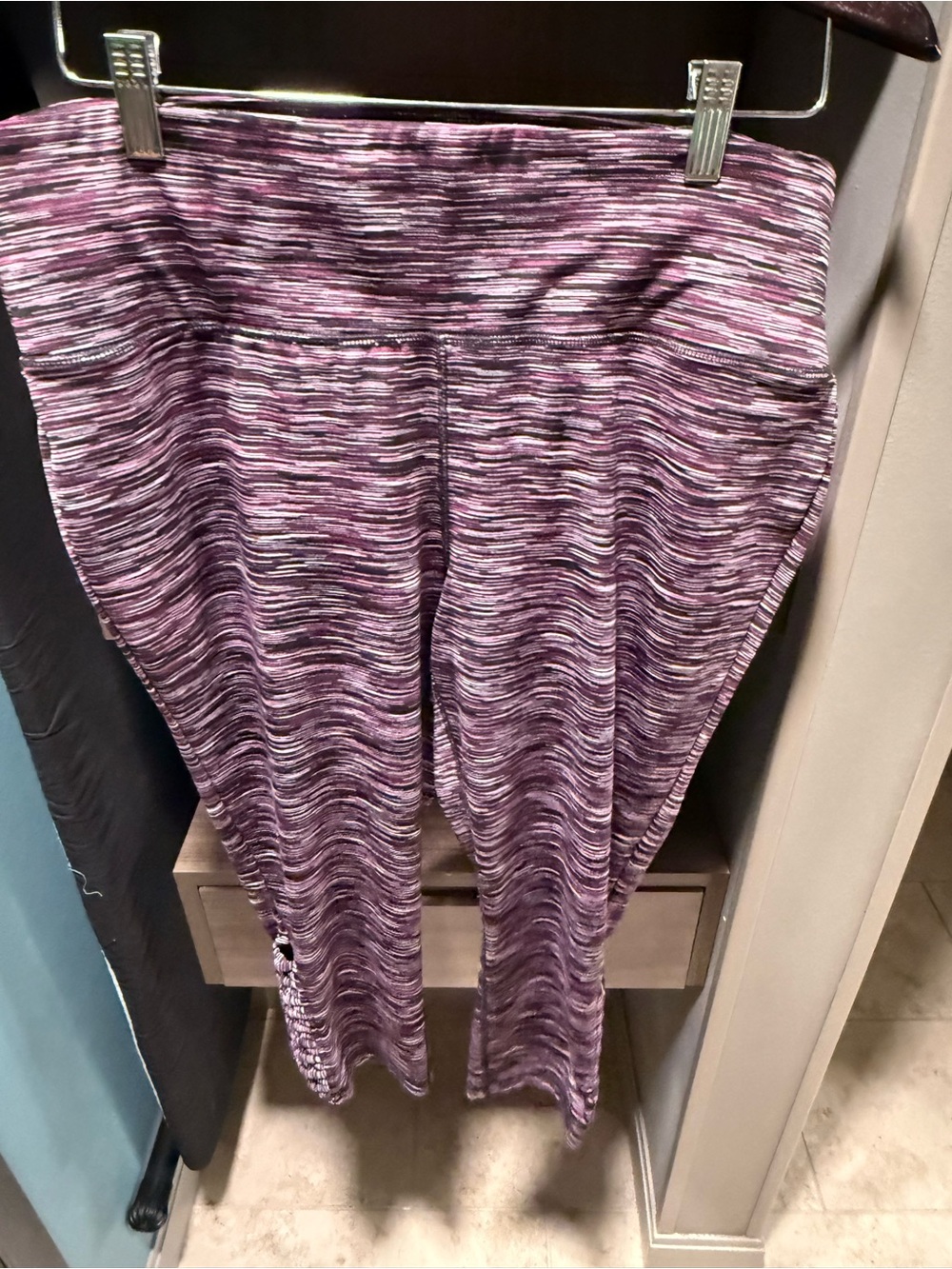 LIVI Lane Bryant Purple Space Dye Cropped Active Leggings Size 18/20
